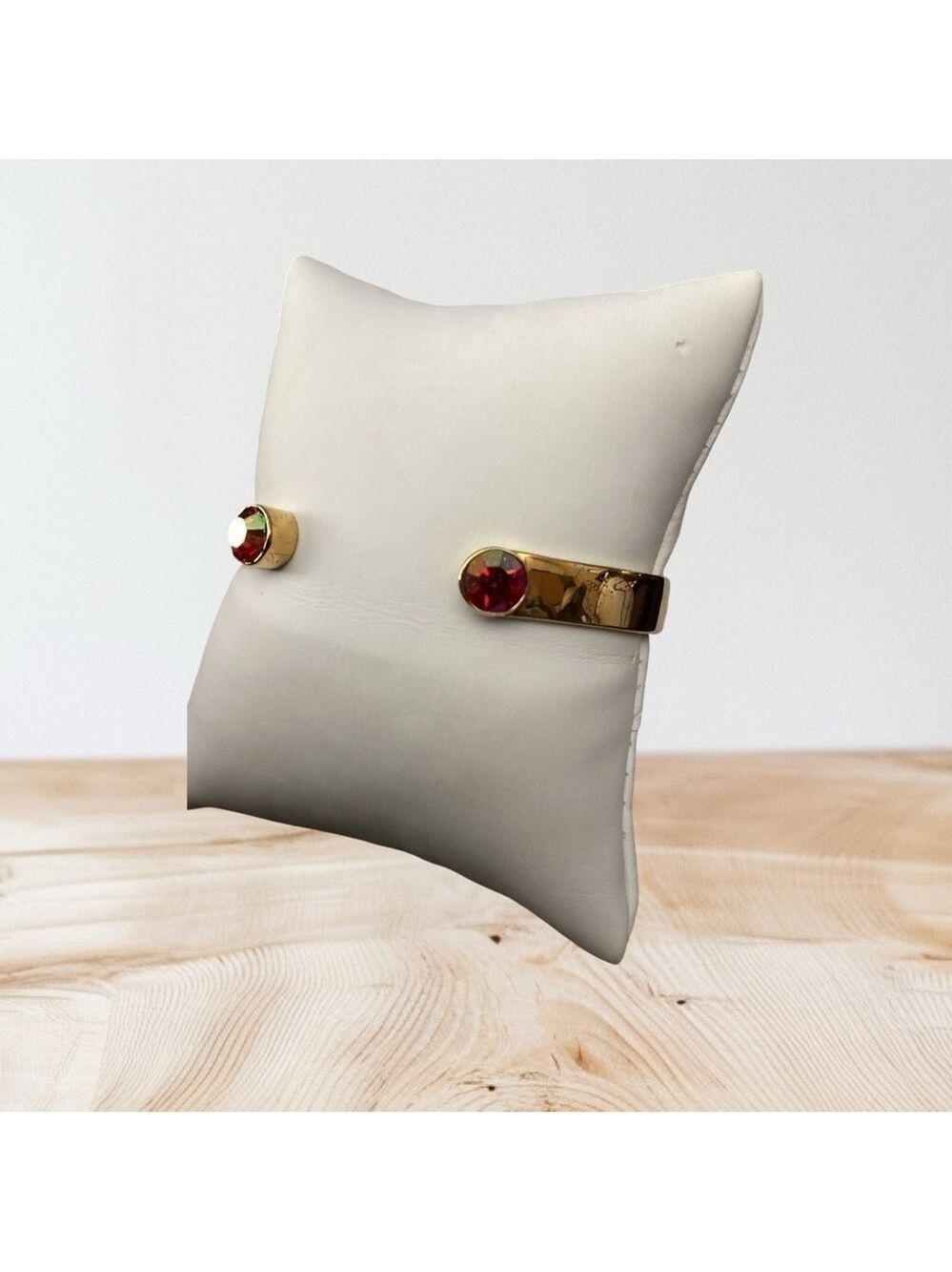 Kate Spade Forever Gems Cuff- RED-Paint the Town AB Stone Dressy EUC 0046 - Picture 5 of 5
